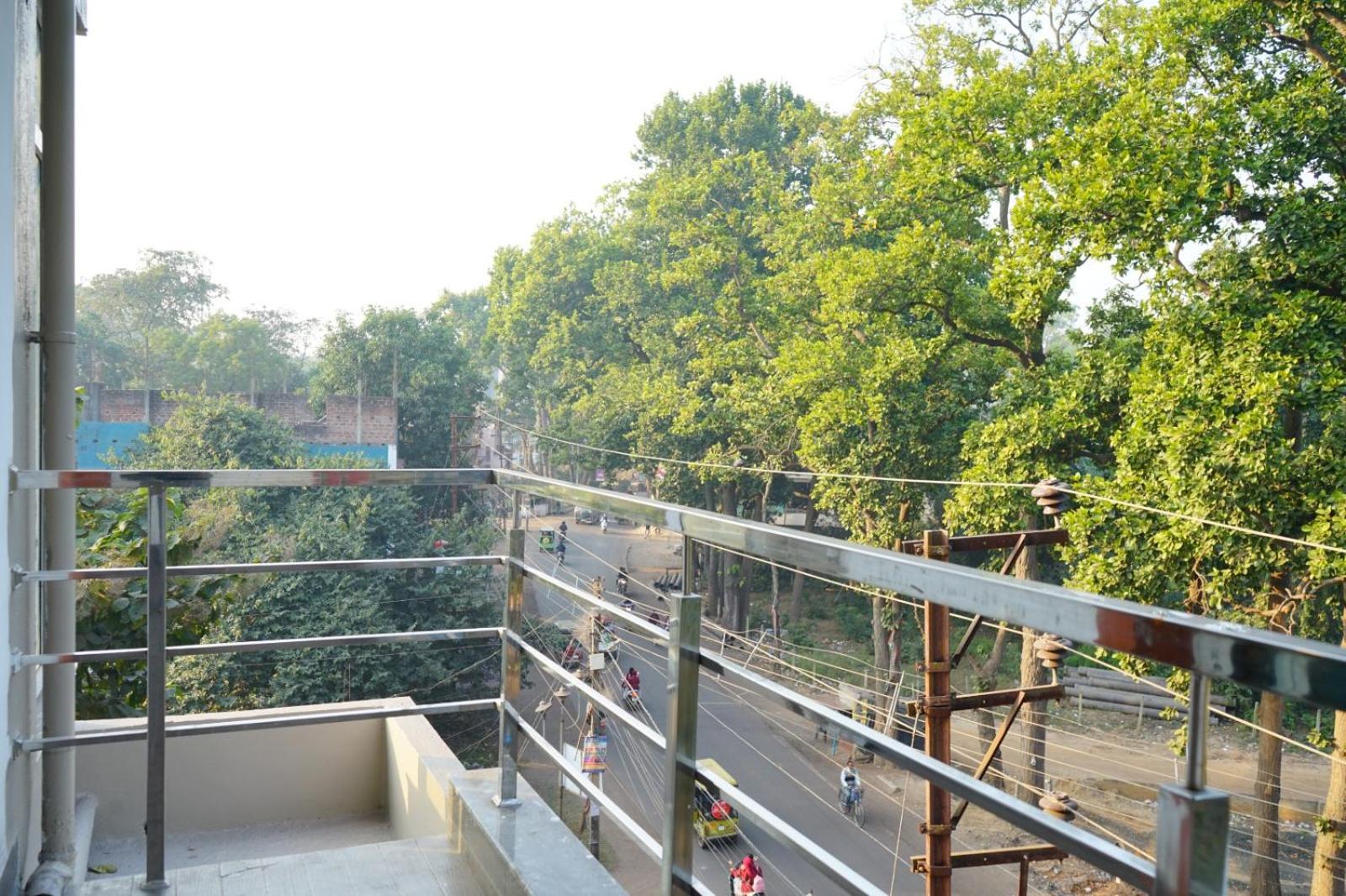 Subarnarekha Inn Jhargram Buitenkant foto